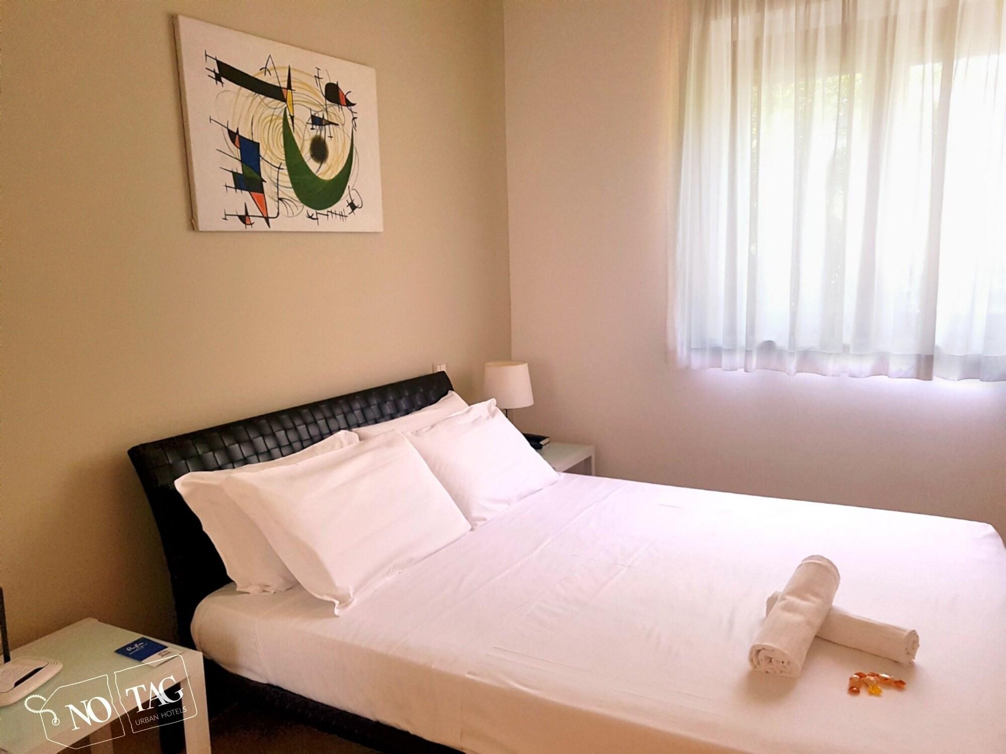 No Tag Urban Hotel Trani Extérieur photo