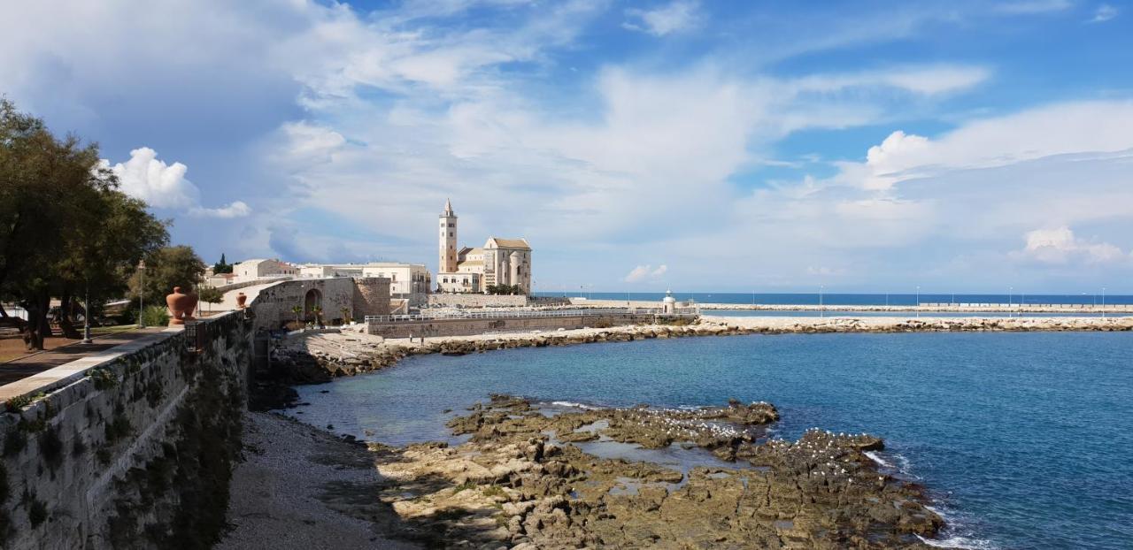 No Tag Urban Hotel Trani Extérieur photo
