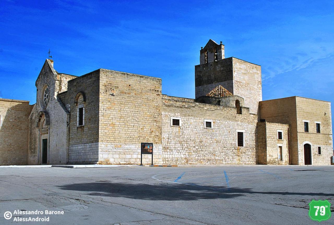 No Tag Urban Hotel Trani Extérieur photo