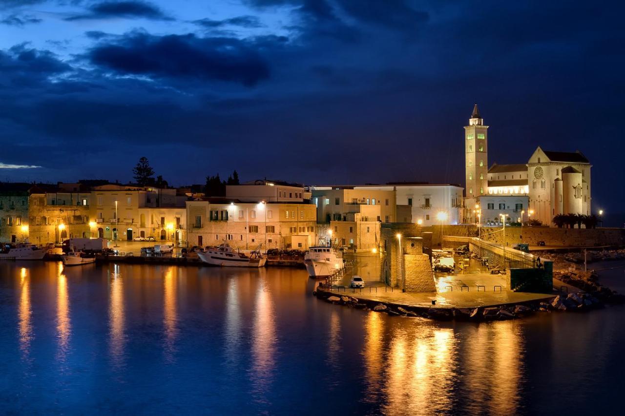 No Tag Urban Hotel Trani Extérieur photo